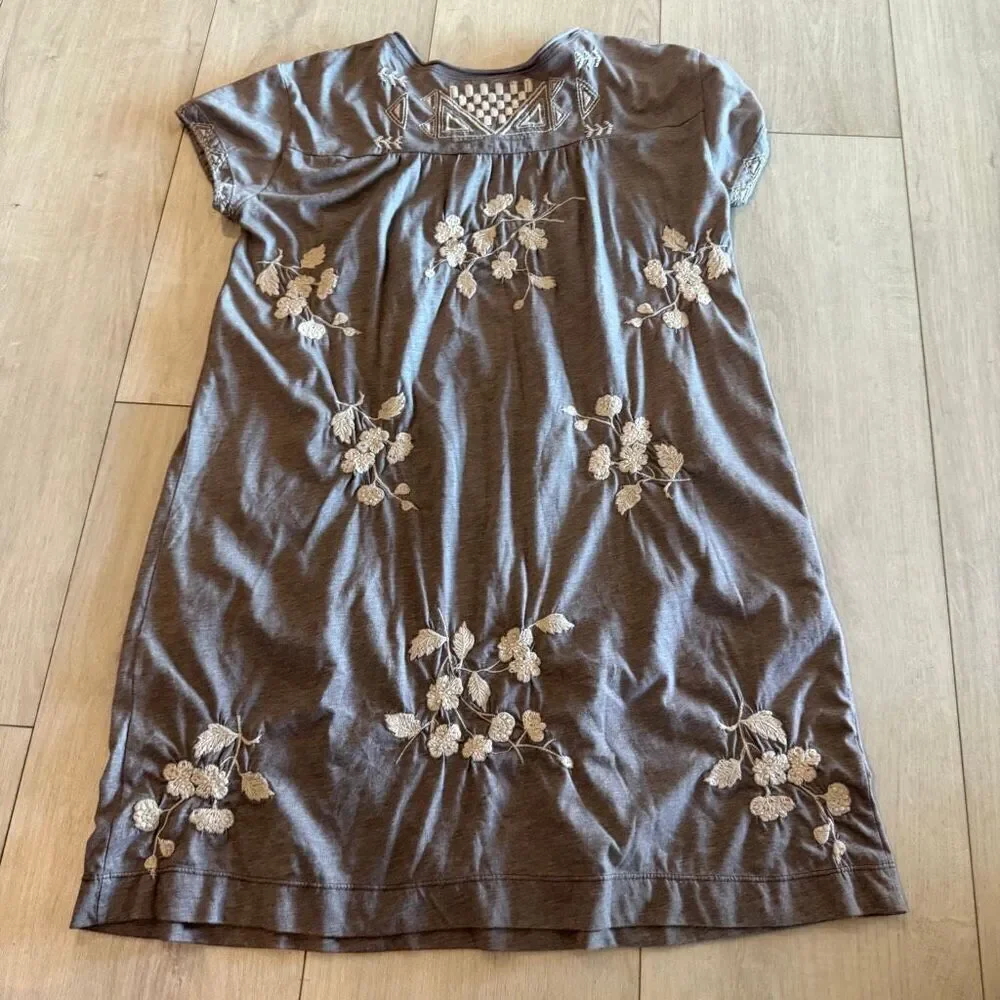 Johnny Was gray, short-sleeve embroidered dress size S